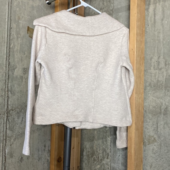 CAbi Women's Tan Zip Up Jacket / Size-Small - Picture 4 of 8